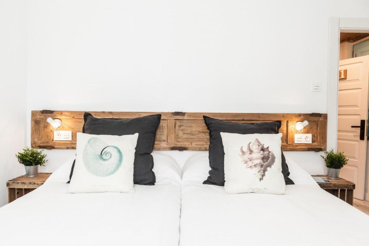 The Old Seaman Bed & Breakfast Celorio  Exteriör bild